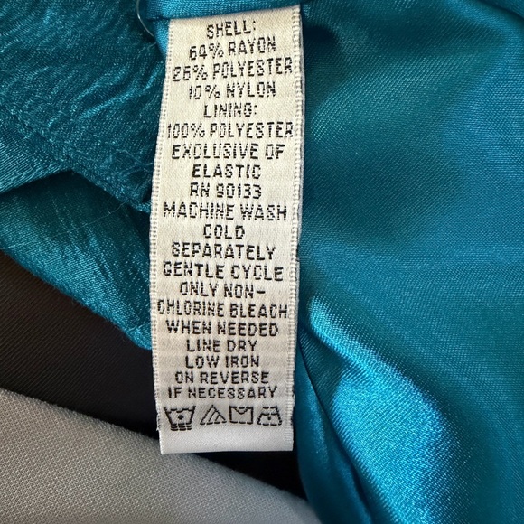 Joan Rivers Women’s Green/blue Metallic Lined Blazer Size Medium 3/4 Sleeve - Picture 7 of 7